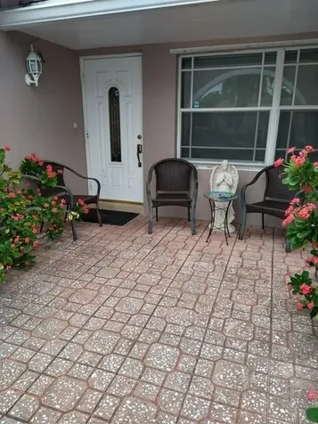 9451 NW 20th Place Sunrise FL 33322