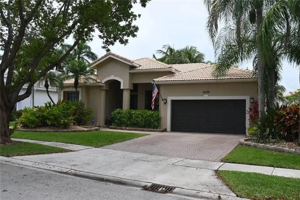 16658 SW 6th Street Pembroke Pines FL 33027
