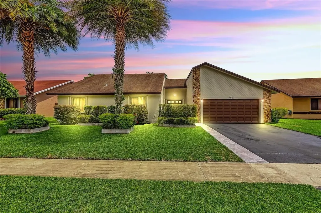 7821 NW 54th Court Lauderhill FL 33351