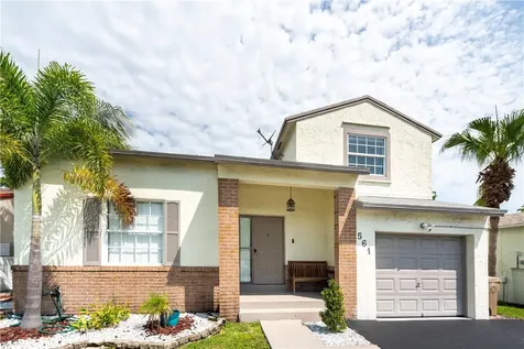 561 Abingdon Way Davie FL 33325