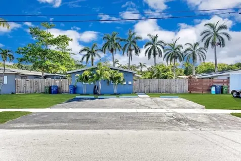 2457-2459 NW 9th Terrace Wilton Manors FL 33311