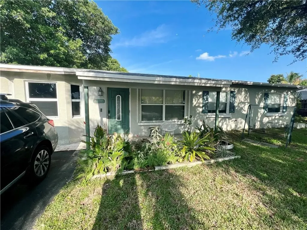 1800 SW 64th Avenue North Lauderdale FL 33068
