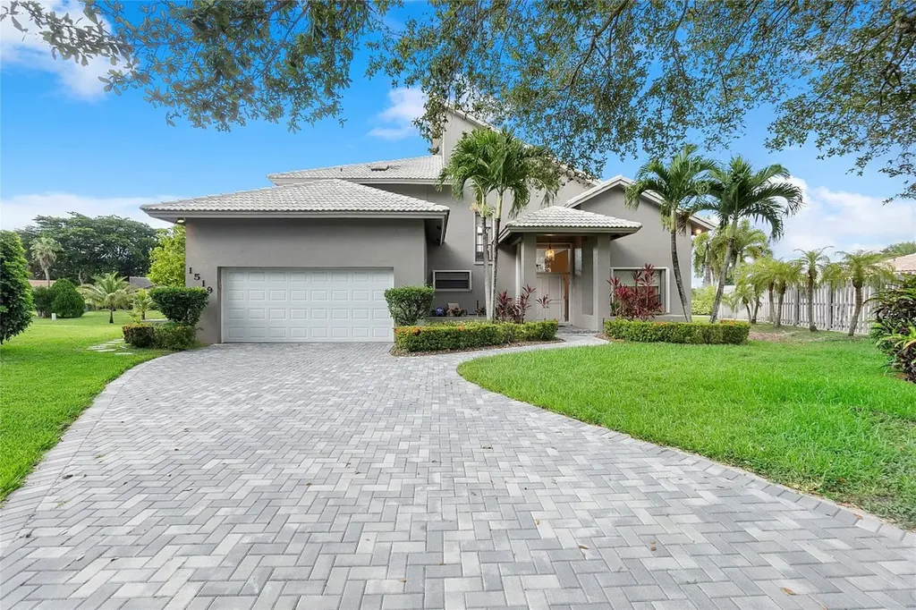 1519 NW 112th Way Coral Springs FL 33071