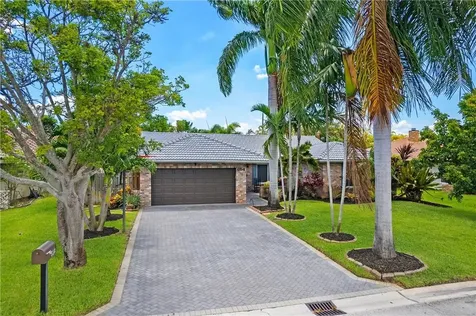 654 NW 106th Avenue Coral Springs FL 33071
