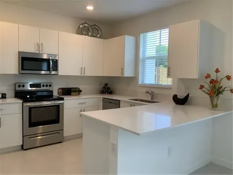 4662 NW 120th Way Coral Springs FL 33076