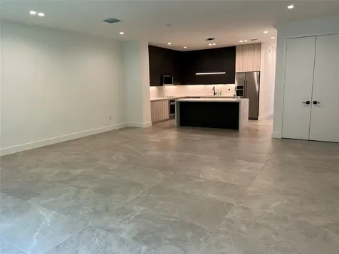 6864 SW 80th Street Miami FL 33143