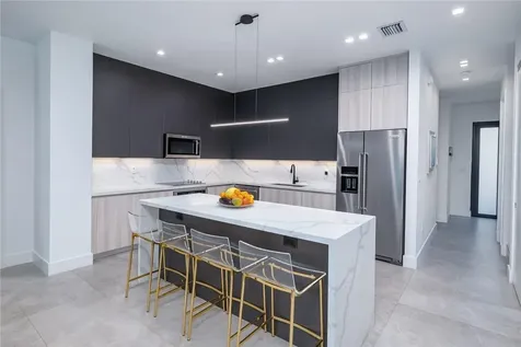 6864 SW 80th Street Miami FL 33143