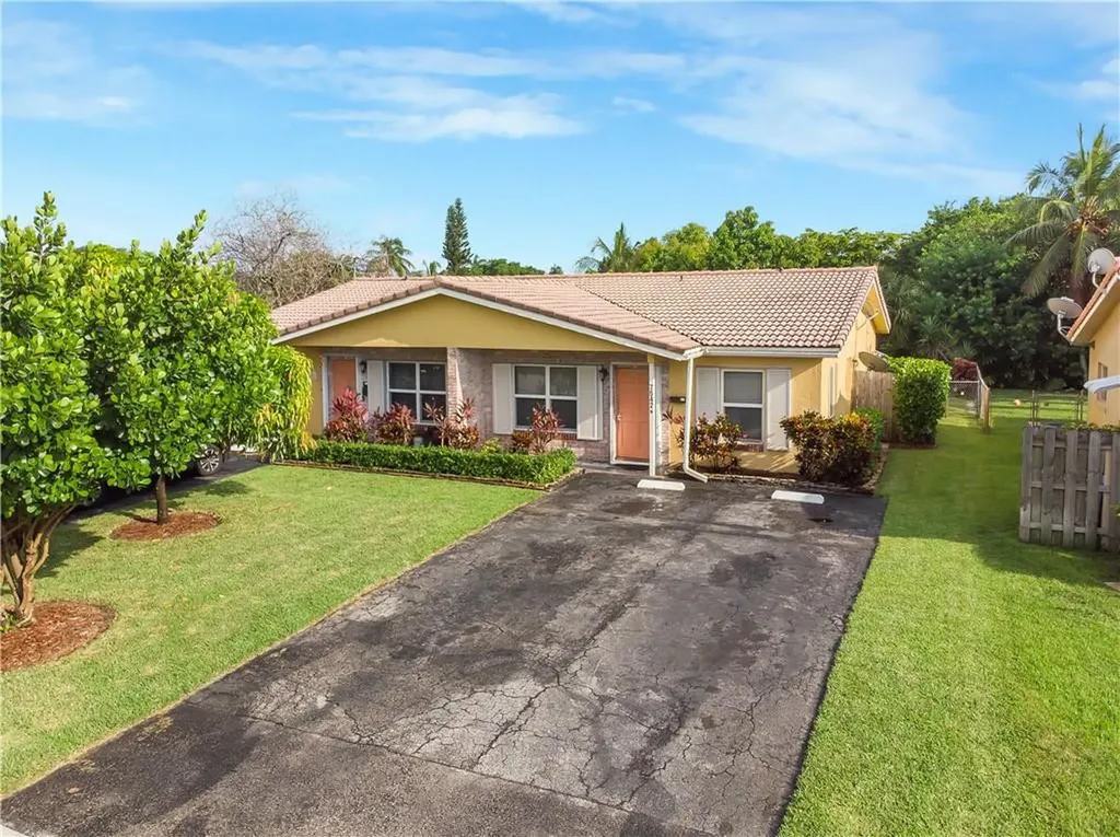 7542 NW 44th Court Coral Springs FL 33065