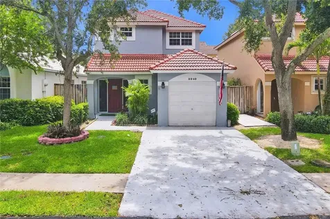 9949 NW 5th Court Plantation FL 33324