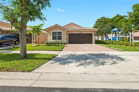 15952 SW 20th Street Miramar FL 33027