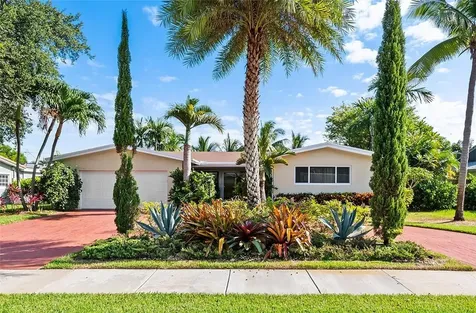 5011 Lincoln Street Hollywood FL 33021