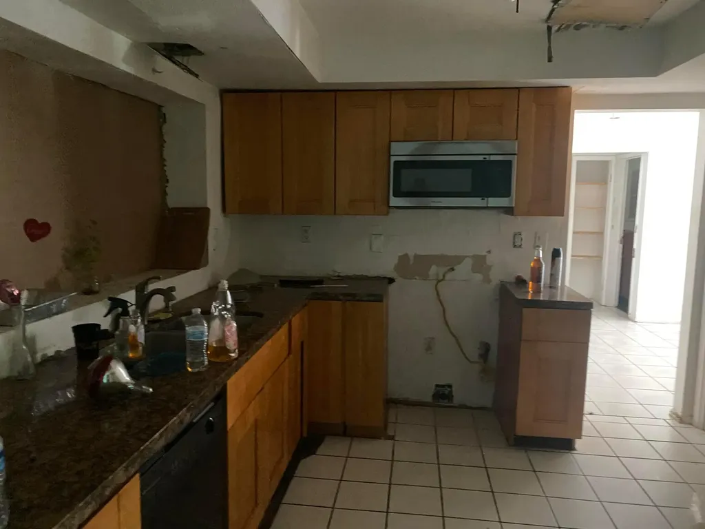 6701 NW 24th Court Sunrise FL 33313