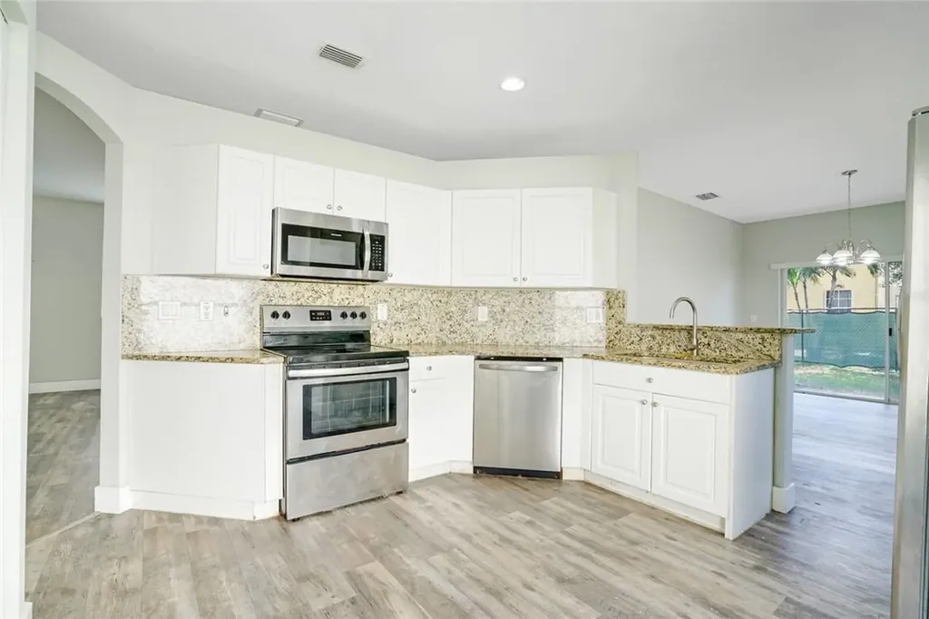 4939 Egret Court Coconut Creek FL 33073
