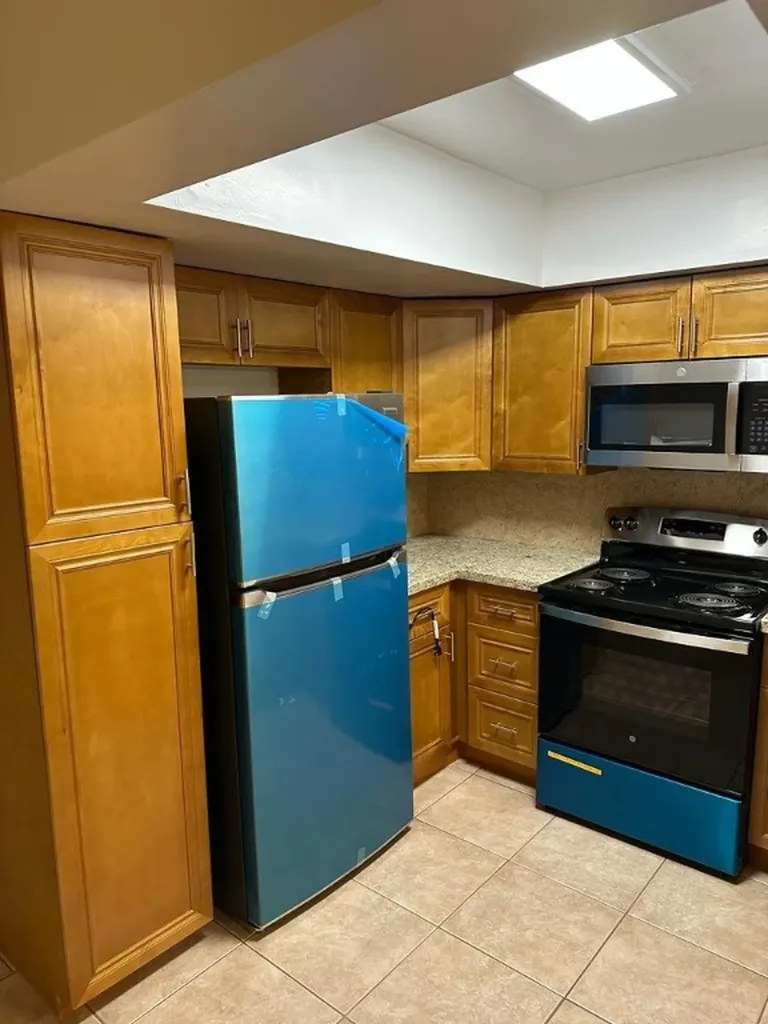 7427 NW 76th Court Tamarac FL 33321