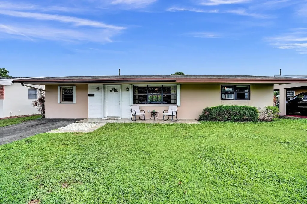 7881 NW 11th Street Pembroke Pines FL 33024