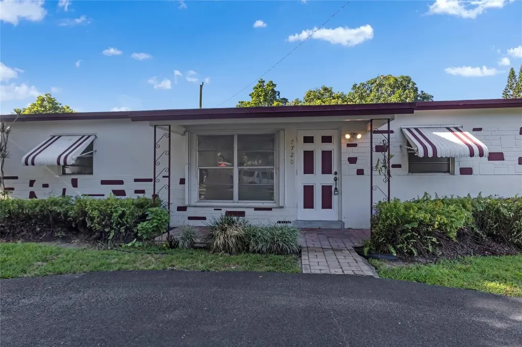 6720 Park Street Hollywood FL 33024