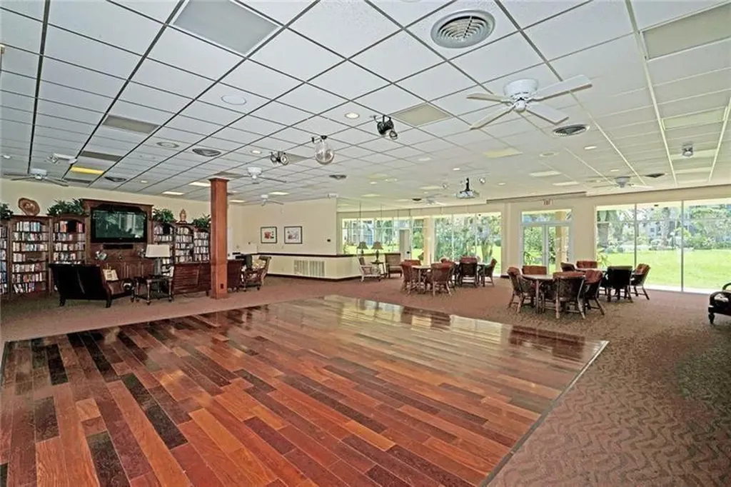 2731 NE 14th Street Causeway Pompano Beach FL 33062