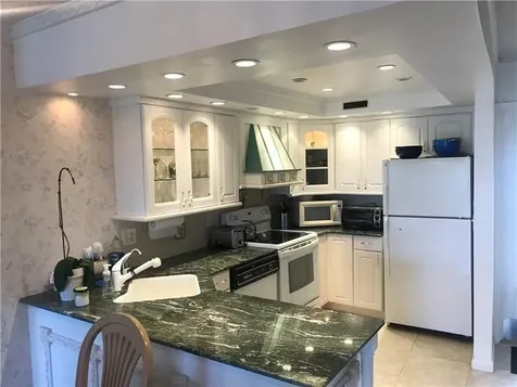 2731 NE 14th Street Causeway Pompano Beach FL 33062