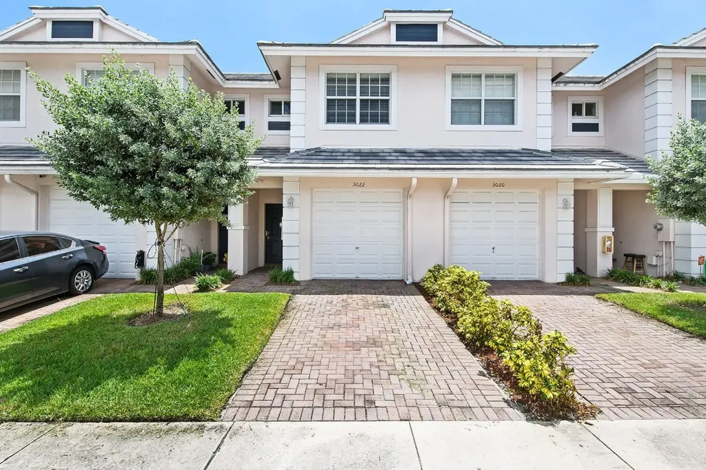 3022 NW 30th Avenue Oakland Park FL 33311