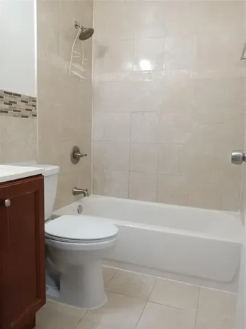 5211 NW 16th Street Lauderhill FL 33313