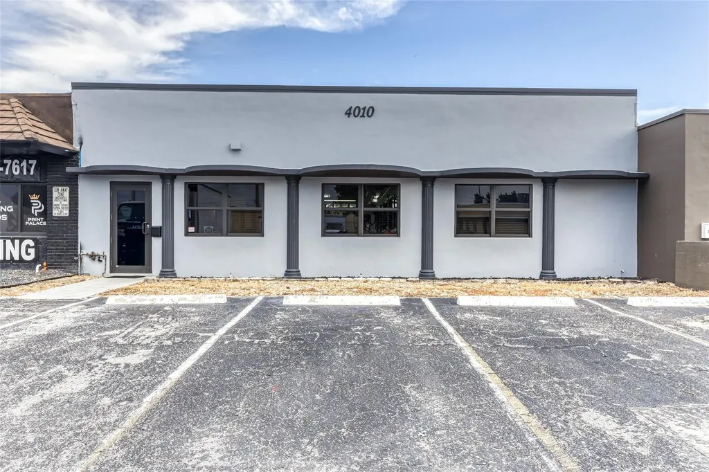 4010 NE 5th Terrace Oakland Park FL 33334
