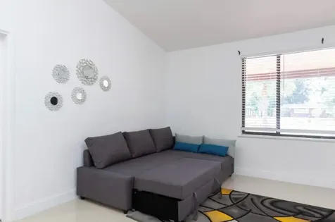 11450 SW 17th Street Davie FL 33325