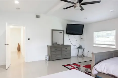 11450 SW 17th Street Davie FL 33325