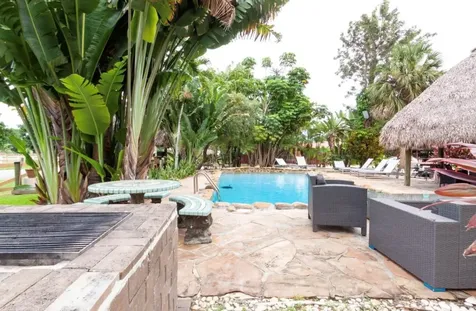 11450 SW 17th Street Davie FL 33325