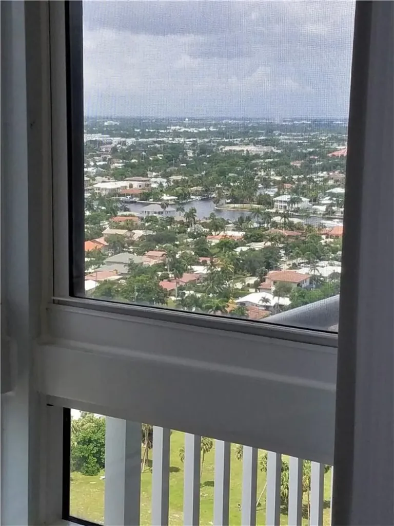 Pompano Beach FL 33062