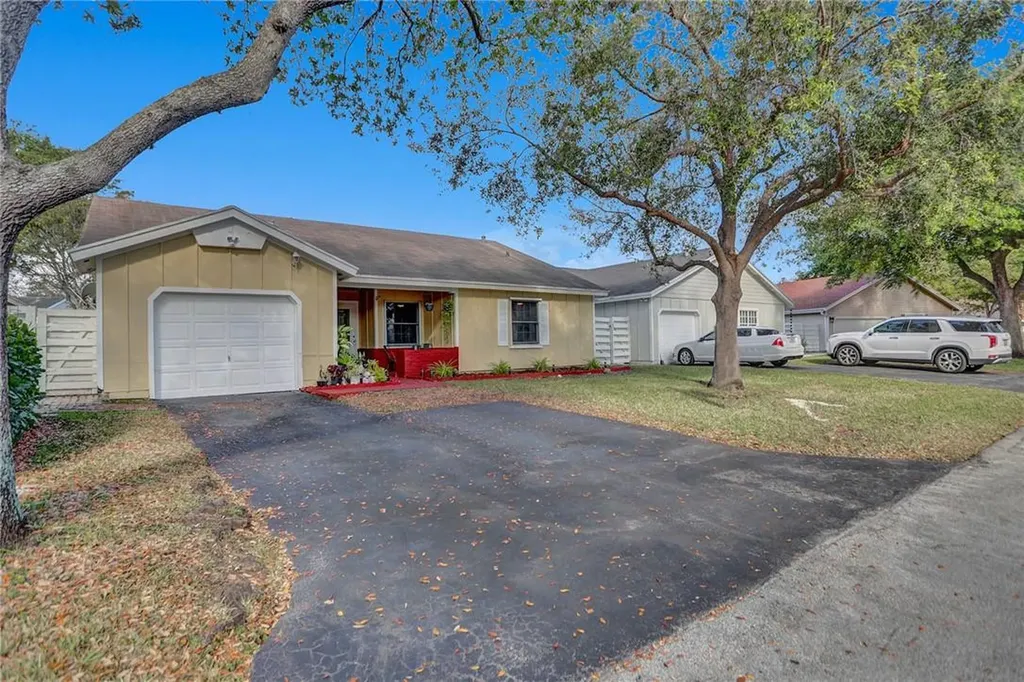 14932 SW 143rd Court Miami FL 33186