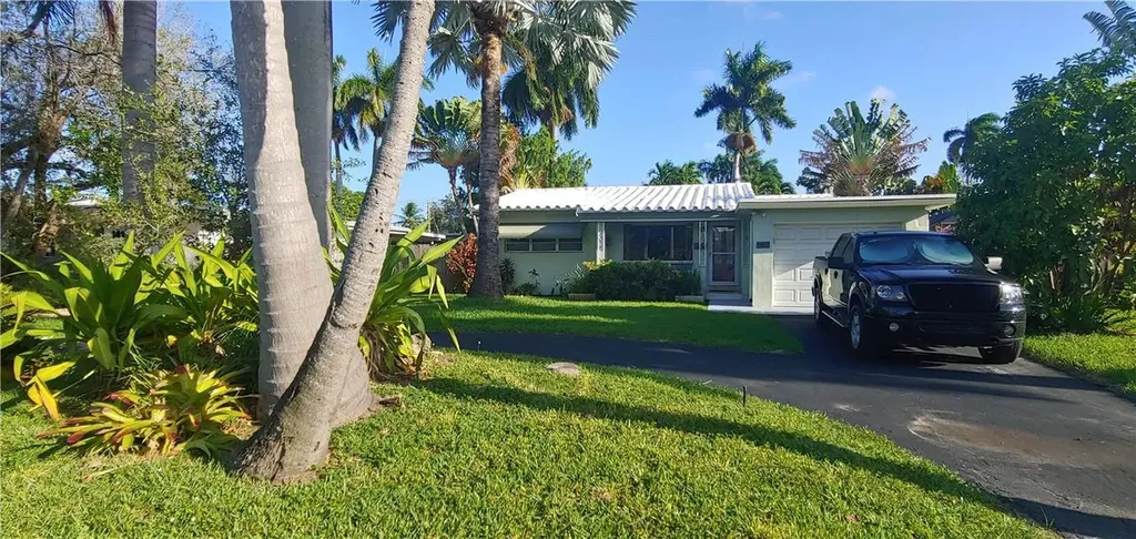 1422 Grant Street Hollywood FL 33020