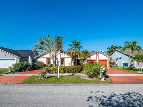 8321 NW 52nd Court Lauderhill FL 33351