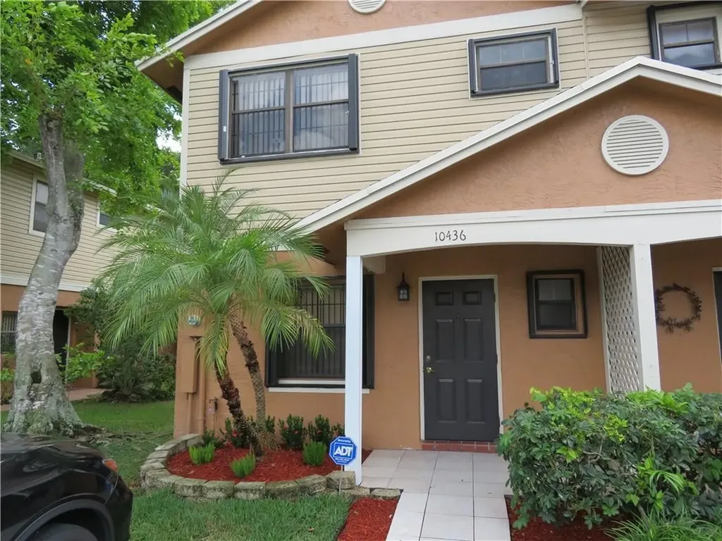 10436 NW 6th Street Pembroke Pines FL 33026