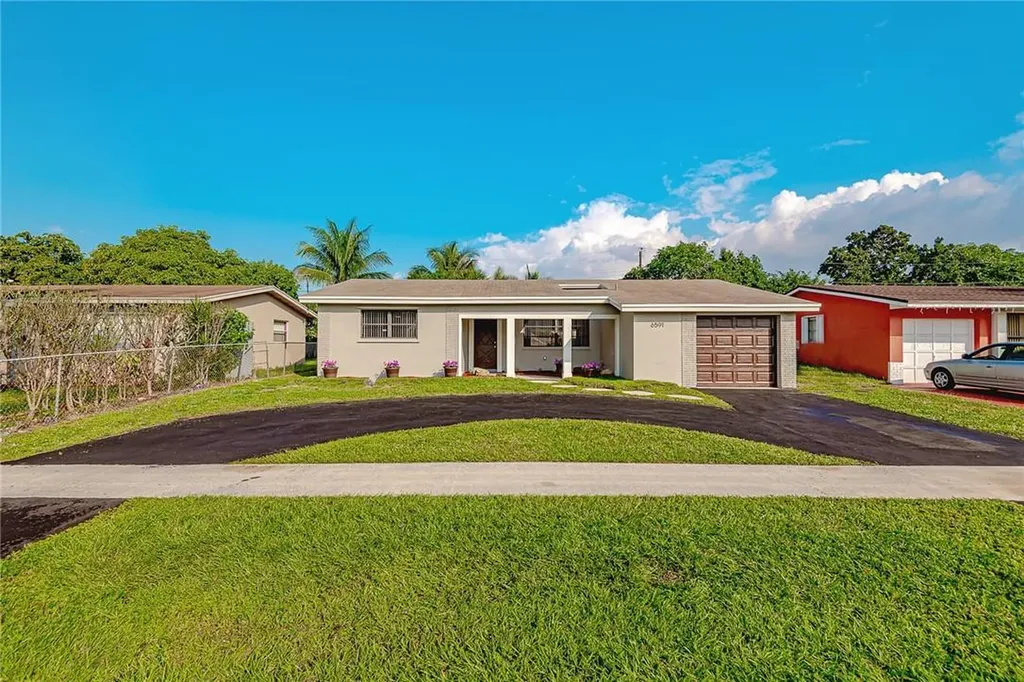 6591 NW 21st Court Sunrise FL 33313