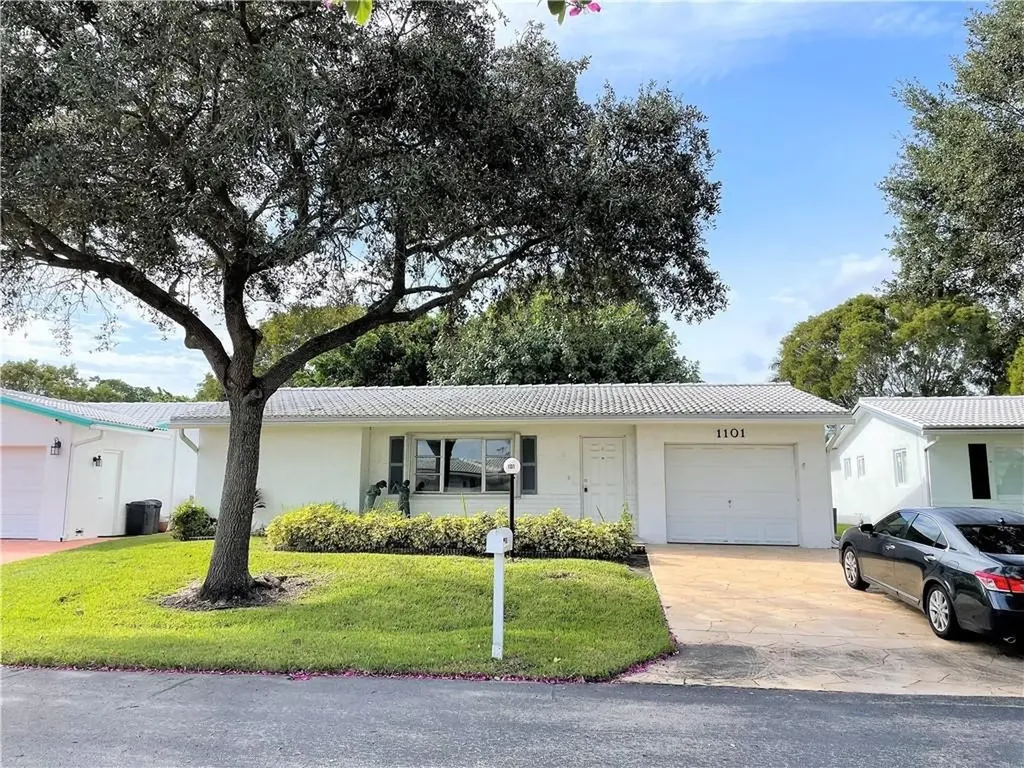 1101 NW 90th Way Plantation FL 33322