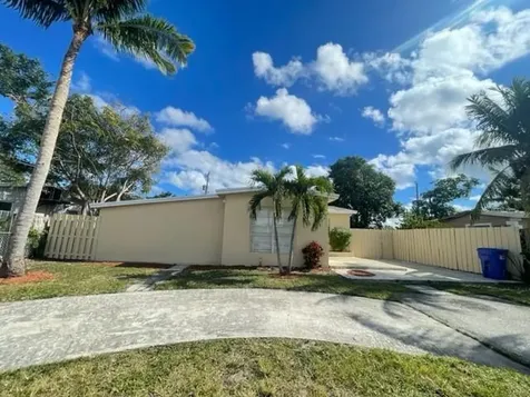 2330 NE 3rd Avenue Pompano Beach FL 33060