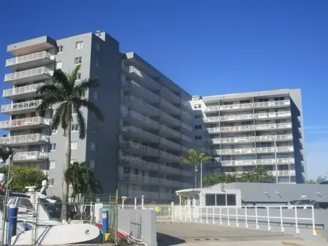 1800 NW 24th Avenue Miami FL 33125