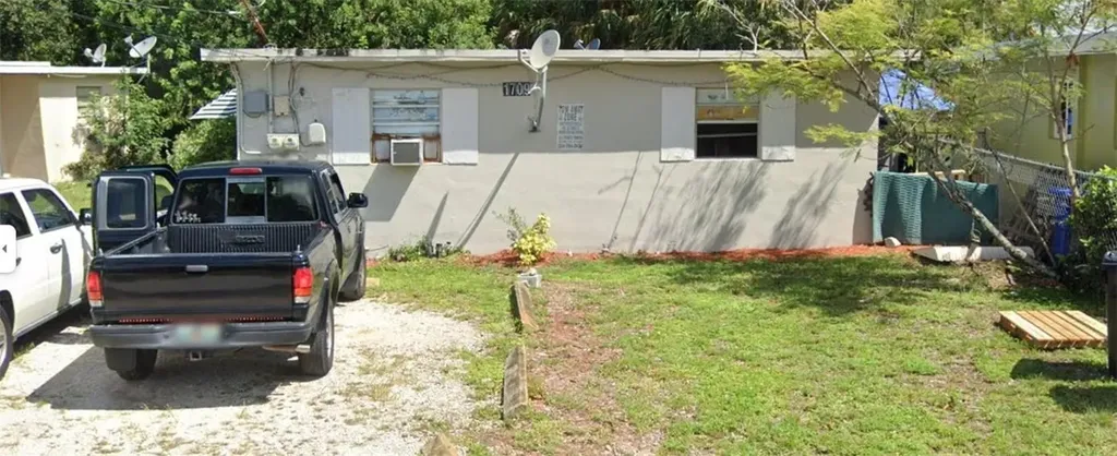 1709 NW 8th Court Fort Lauderdale FL 33311