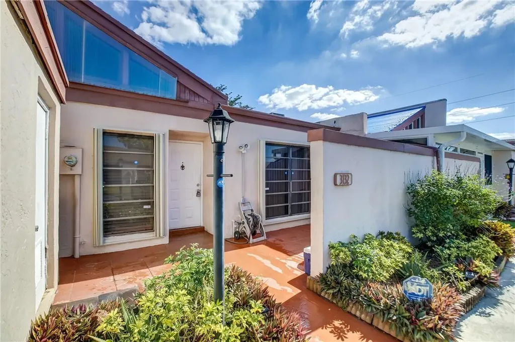 3132 NW 84th Avenue Sunrise FL 33351