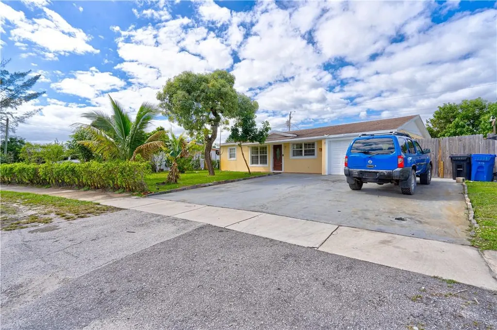 4811 NW 9th Terrace Fort Lauderdale FL 33309