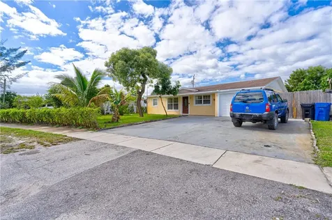 4811 NW 9th Terrace Fort Lauderdale FL 33309