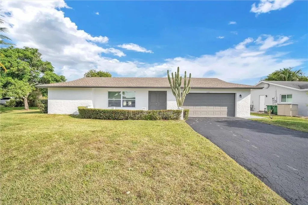 10303 NW 80th Drive Tamarac FL 33321