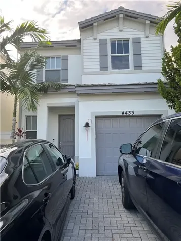 4433 NW 48th Terrace Tamarac FL 33319
