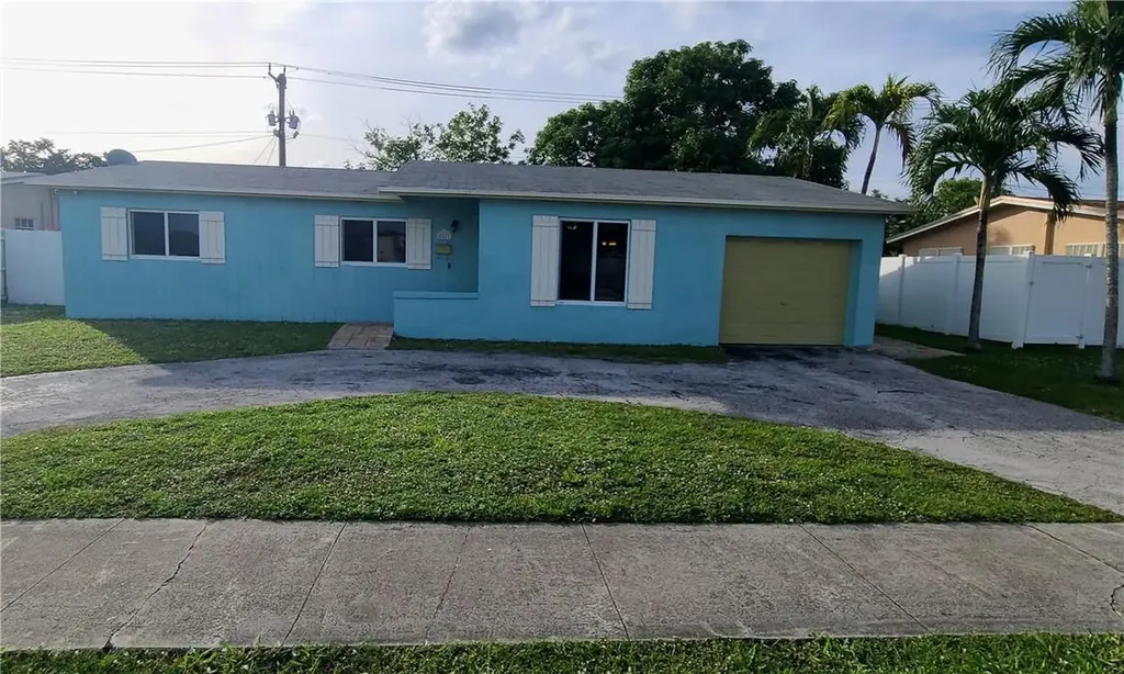 2511 NW 47th Avenue Lauderhill FL 33313