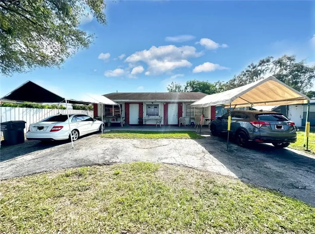 6306 Lincoln Street Hollywood FL 33024