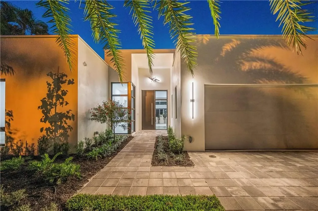 424 NE 10th Avenue Fort Lauderdale FL 33301