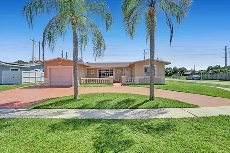 1901 NW 93rd Avenue Pembroke Pines FL 33024