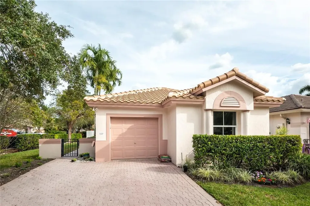 320 NW 75th Way Plantation FL 33317