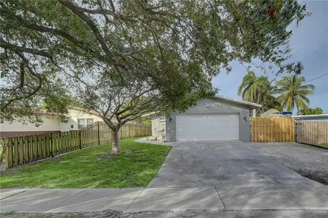913 NE 1st Street Pompano Beach FL 33060