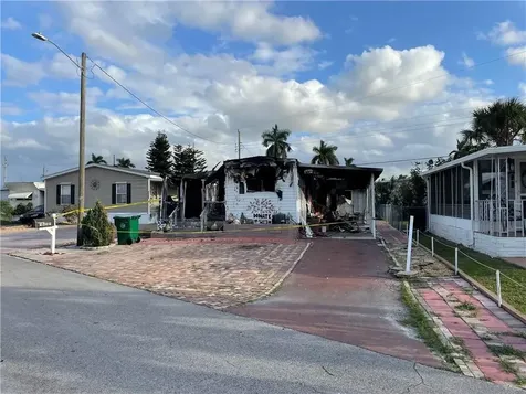 8650 SW 18th Court Davie FL 33324